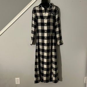 Black and White Plaid Long Sleeve Dress